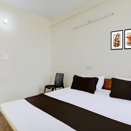Hotel O Rn Chinhat Εξωτερικό φωτογραφία