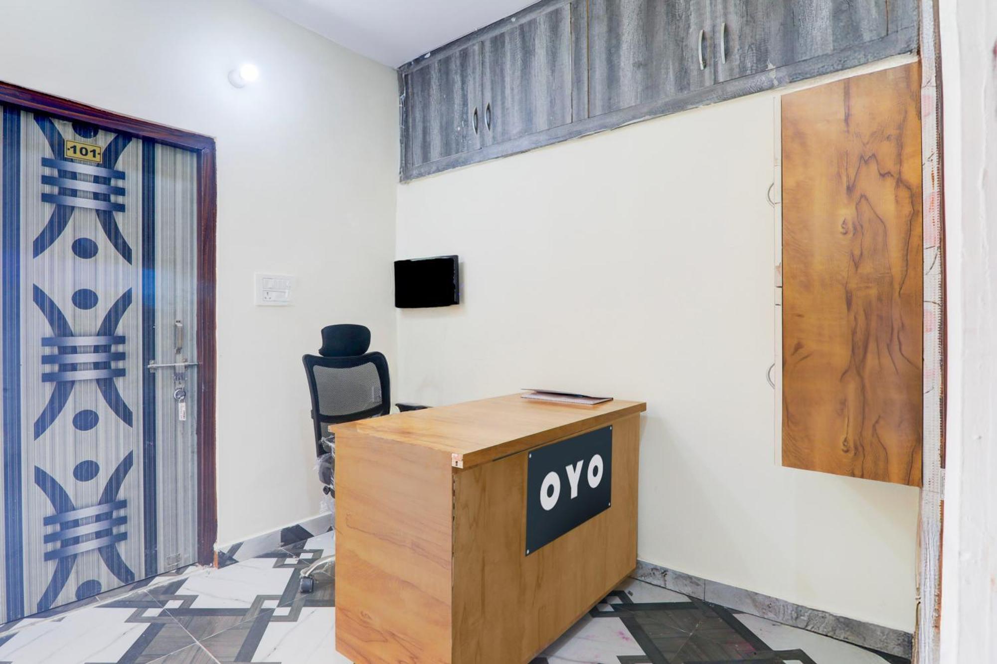 Hotel O Rn Chinhat Εξωτερικό φωτογραφία